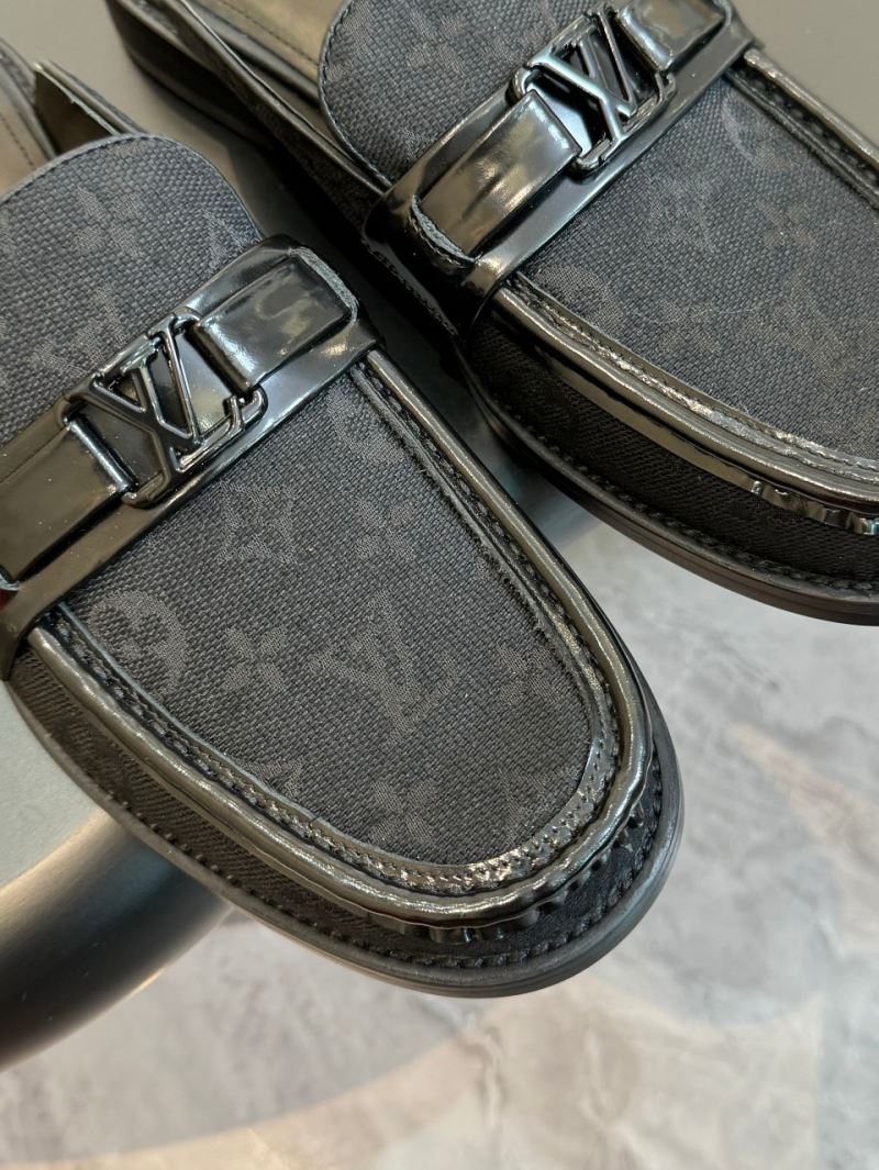 Louis Vuitton Slippers